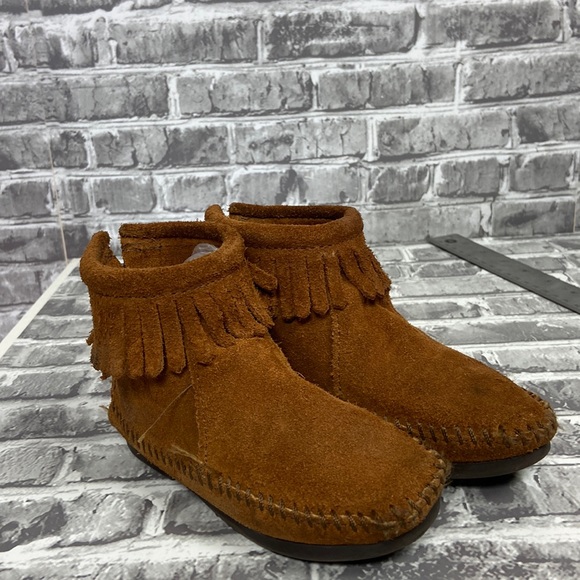 Minnetonka - Picture 1 of 8